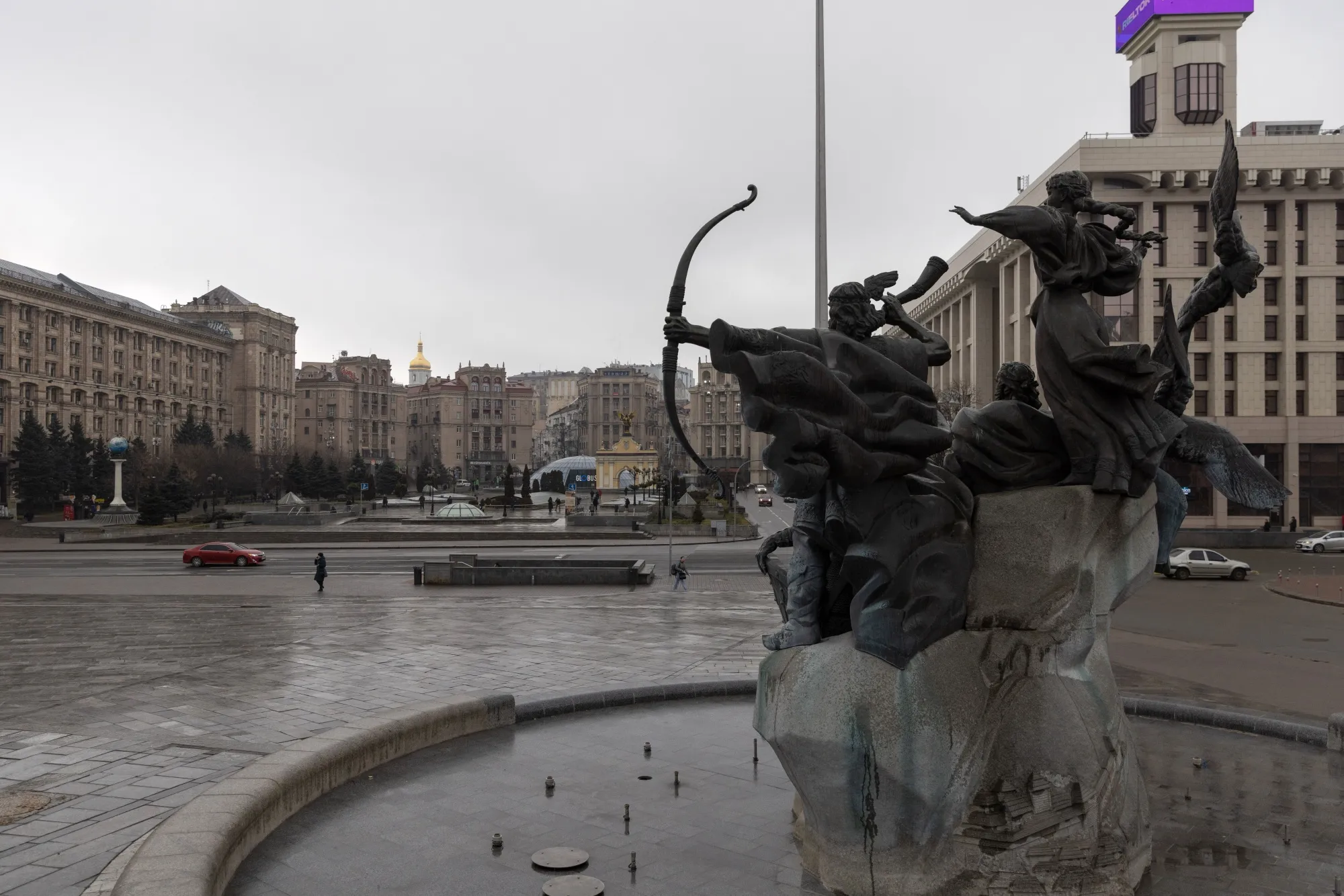 A nearly empty Independence Square&nbsp;in Kyiv, on Feb. 24.&nbsp;