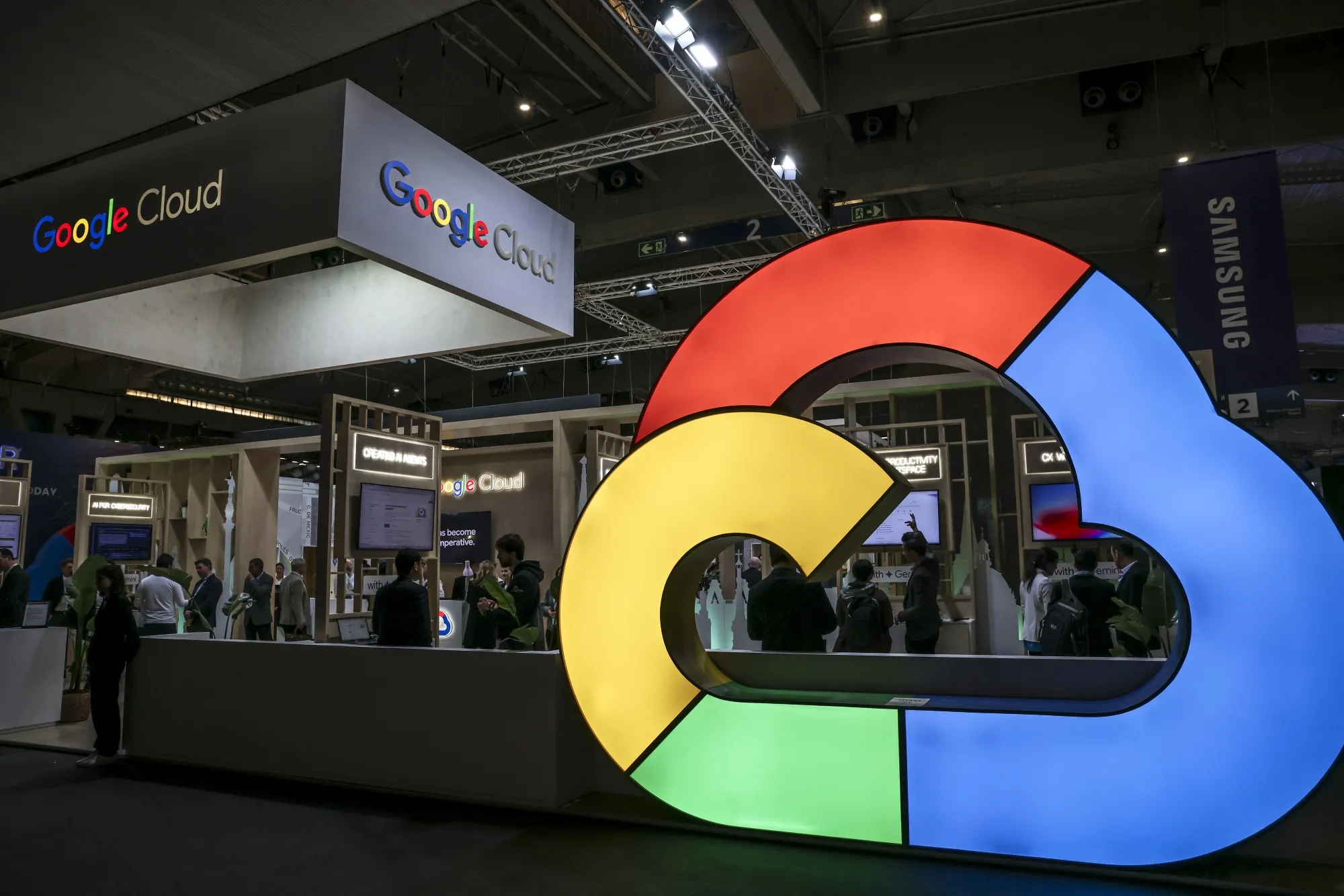 Logo của Google Cloud tại triển lãm công nghệ MWC25 ở Barcelona.