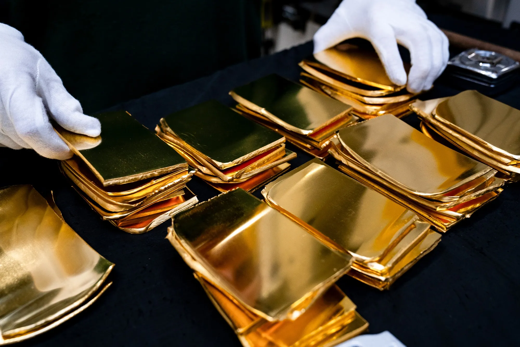 金急落後も強気、1万5000ドルへの上昇見込むオプション取引膨らむ