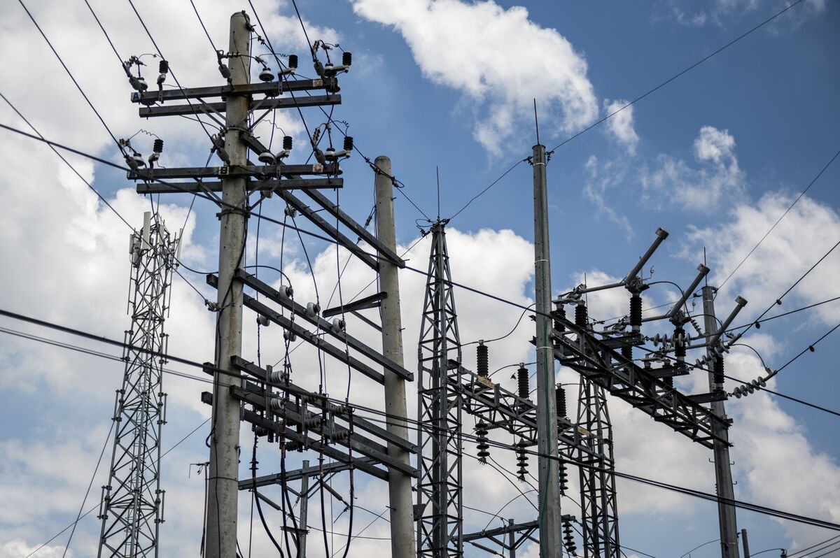 Shareholders of $1 Billion PhilTower Are Said to Explore Sale