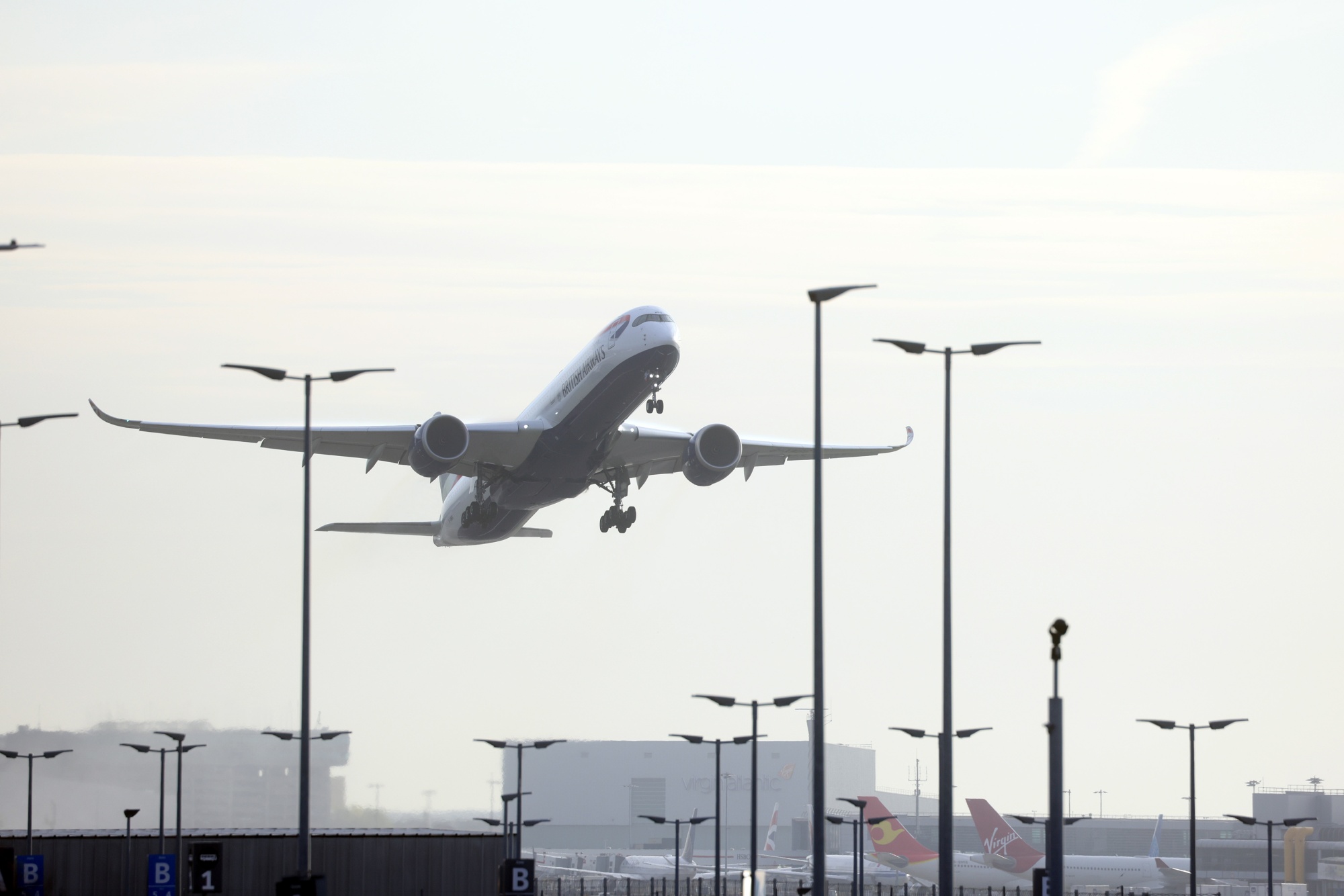 Airlines Divert Some Africa Flights as Niger Airspace Closes