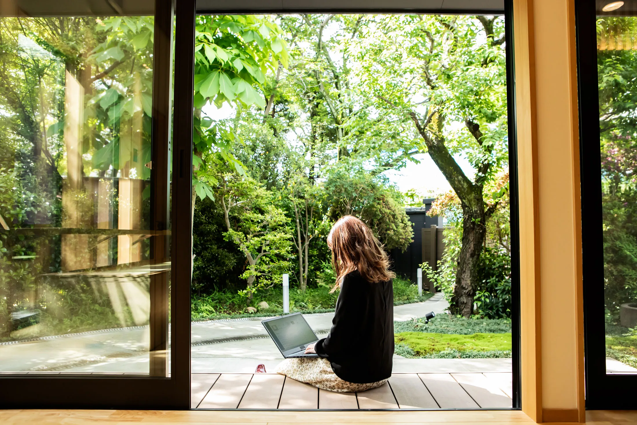 A new remote work lifestyle.