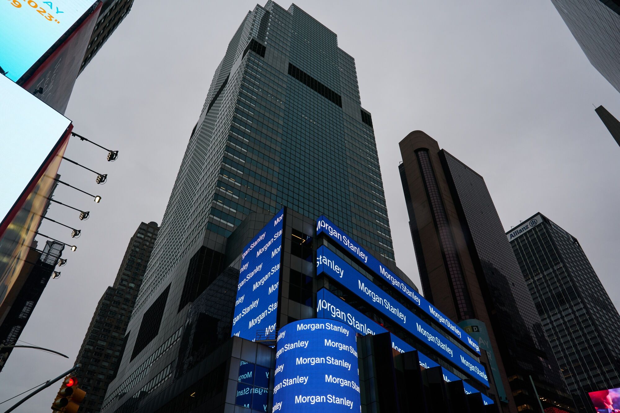 Stanley Hunts for Deals in CommercialProperty Upheaval Bloomberg