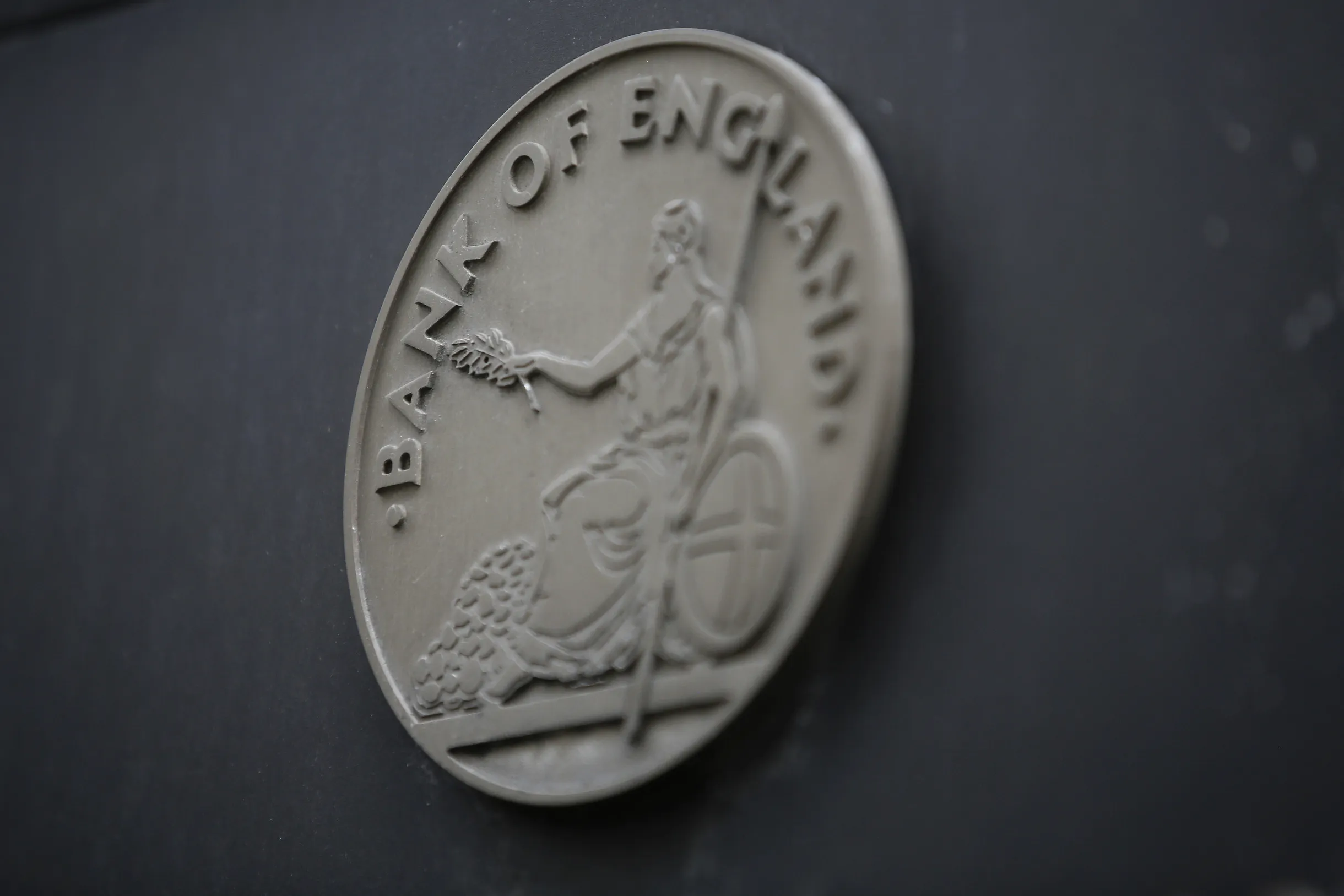 英中銀、ステーブルコイン保有額に上限－1人最大約400万円と提案 - Bloomberg