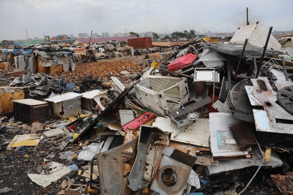 The Rich World S Electronic Waste Dumped In Ghana Bloomberg