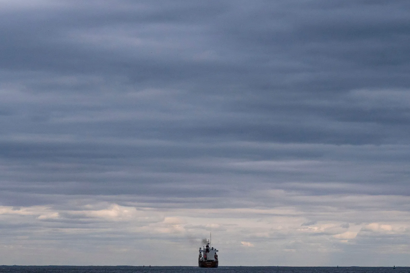 China's $112 Billion Cargo Gap Shows Record US Tariff Evasion