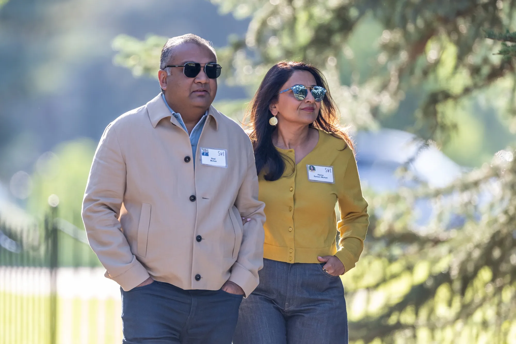 Americans Are Watching Fewer New Shows, More Free TV - Bloomberg