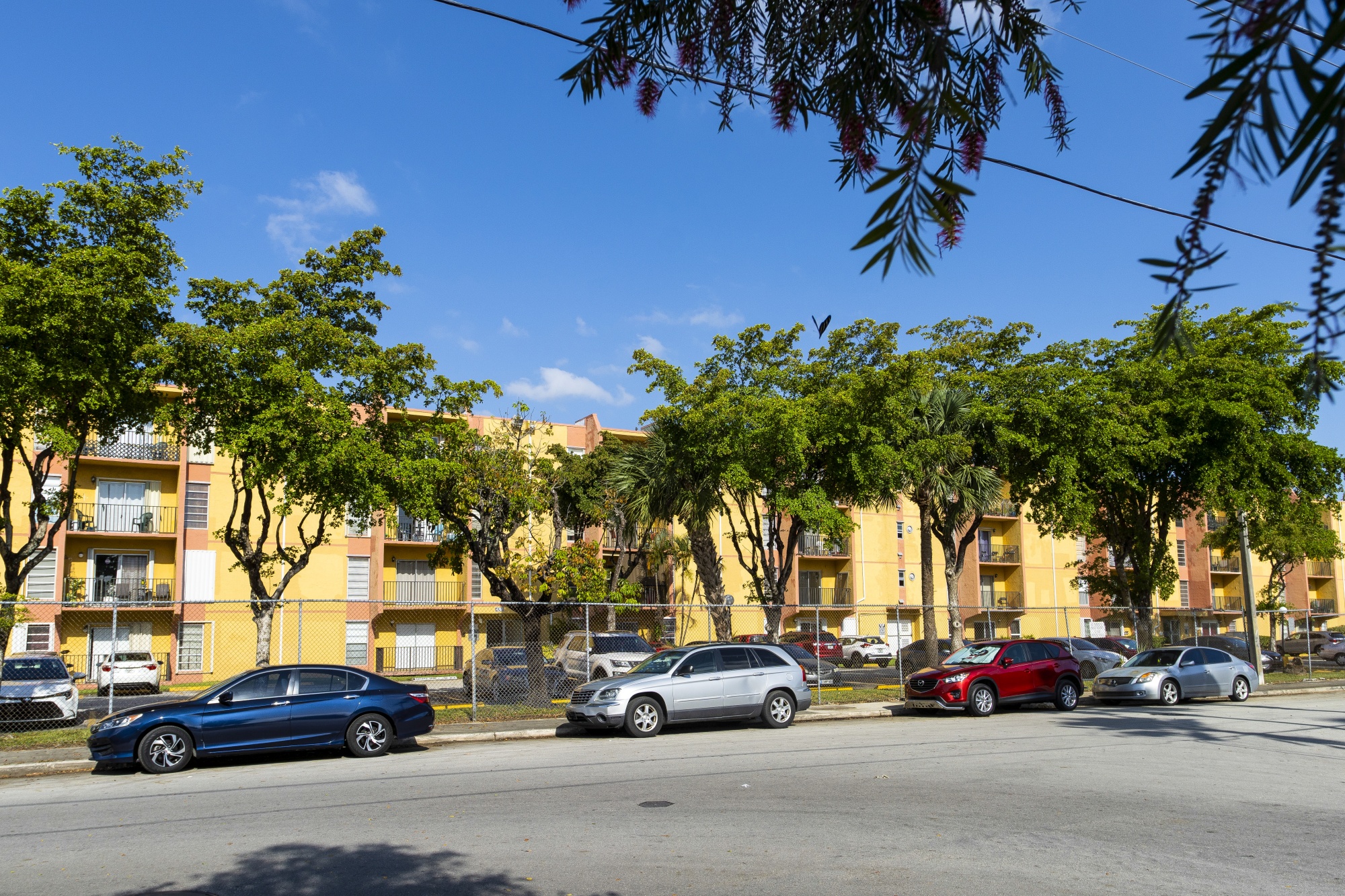 How To Say Apartment Building In Spanish