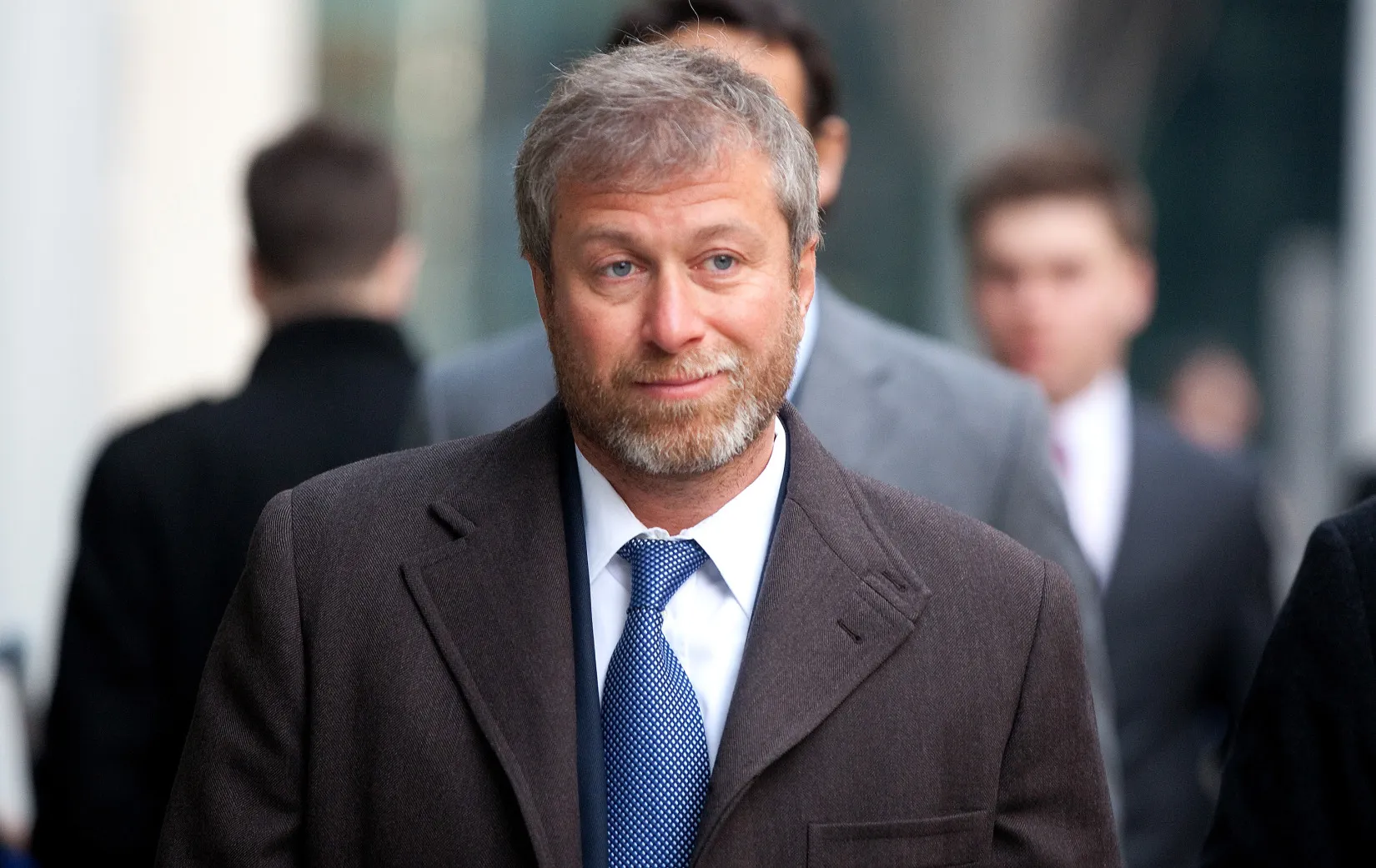 Billionaire Roman Abramovich's Bad Year of Stuck Superyachts, Chelsea Sale  - Bloomberg