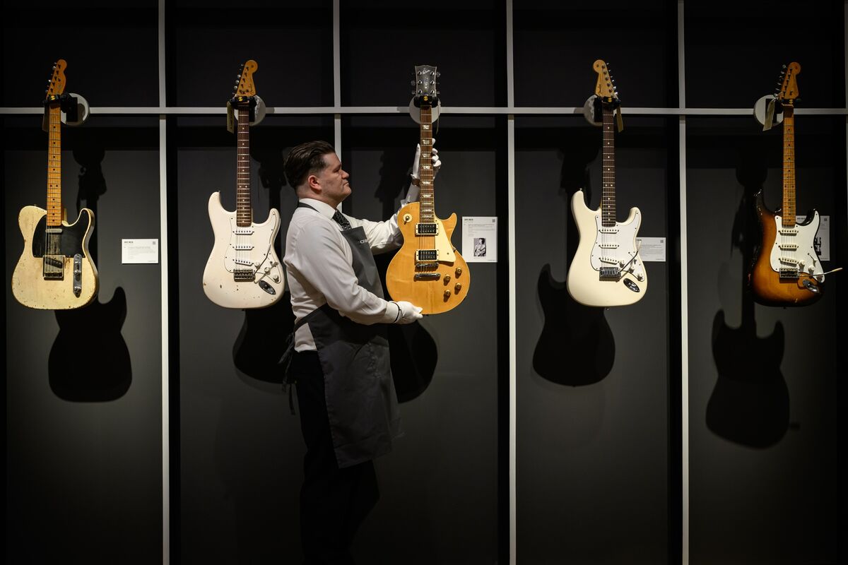 Jeff Beck's Collection Auctioned for £8.7 Million