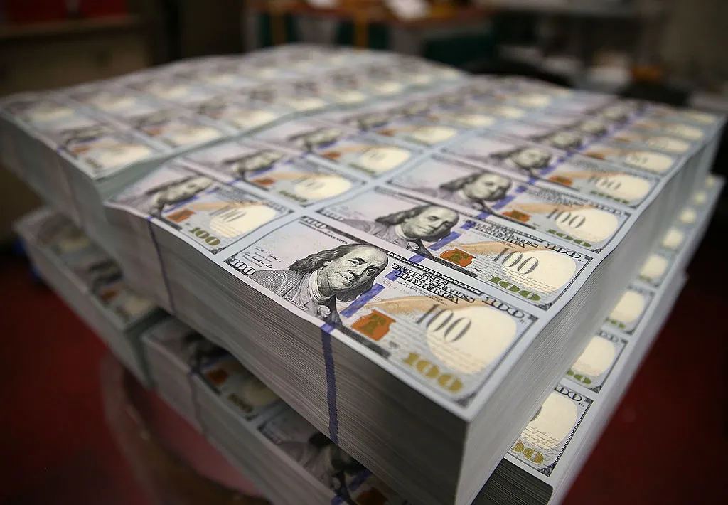 Newly printed 100 dollar bills.