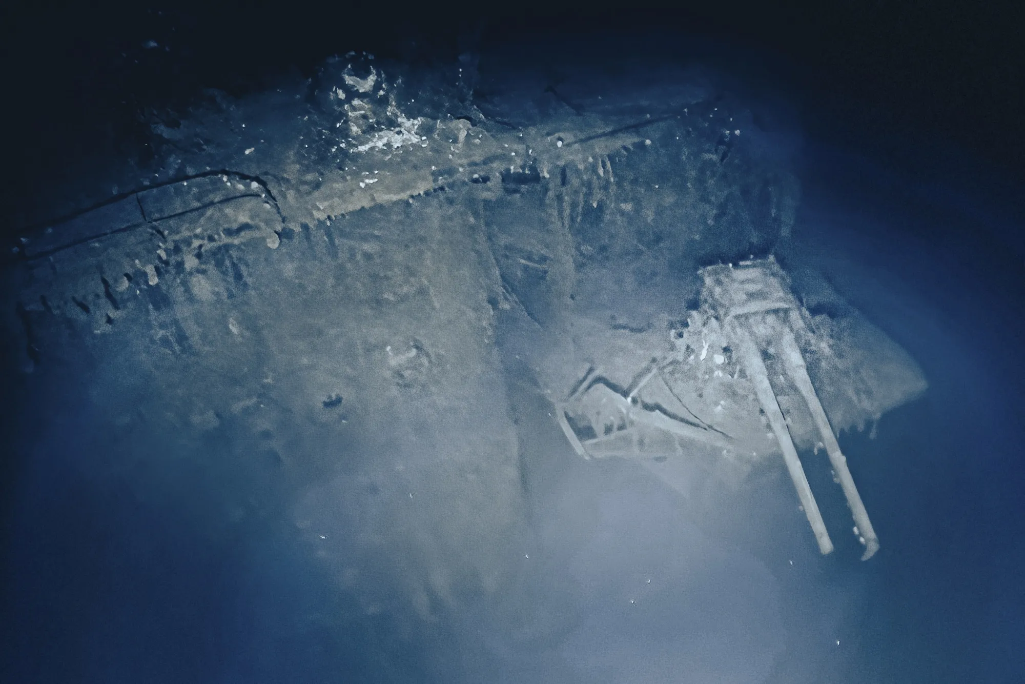 A 127-mm twin gun mount&nbsp;below the flight deck of the Japanese aircraft carrier Akagi.&nbsp;