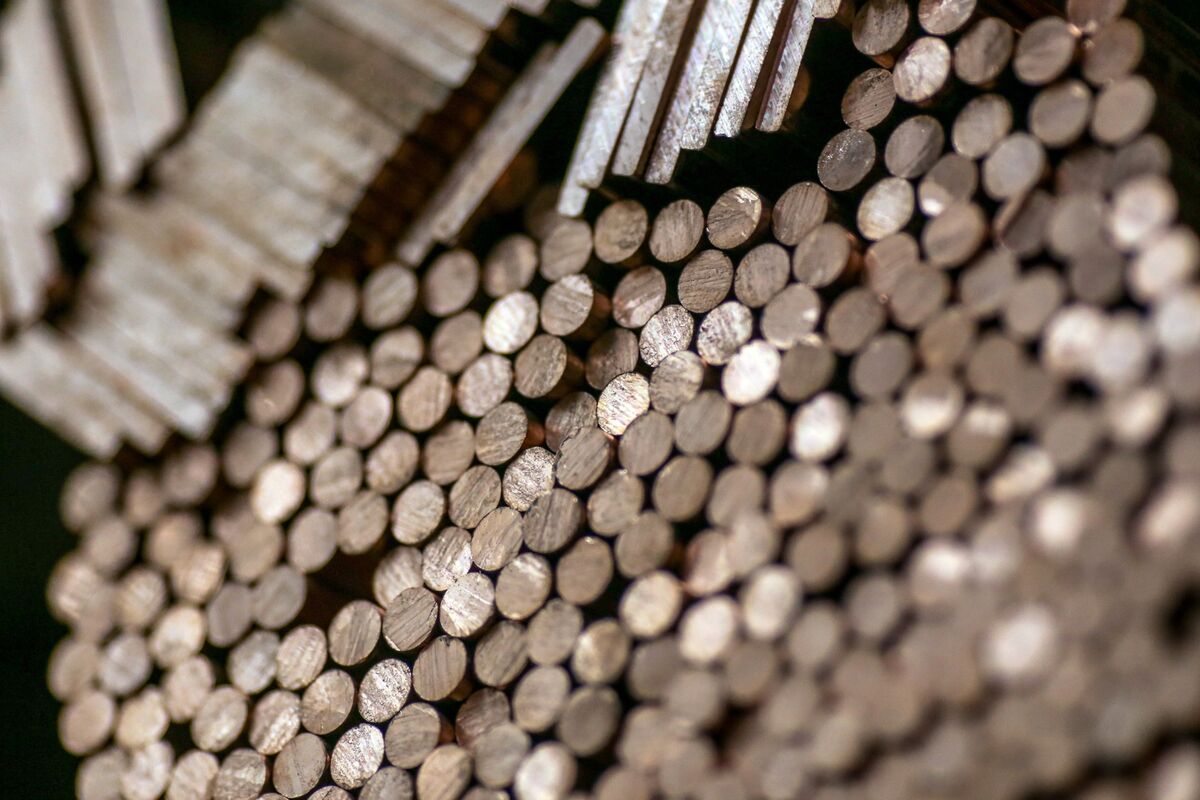 Copper Advances as Trump Softens Stance on Greenland Dispute.