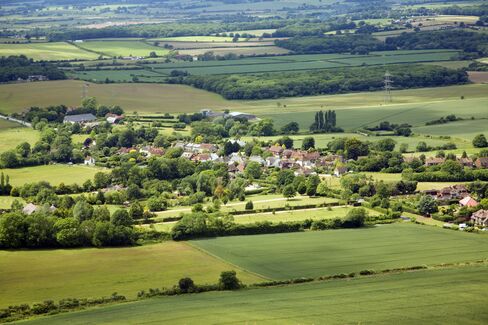Broker-Belt Braces as Britain Seeks First Shale Oilfield