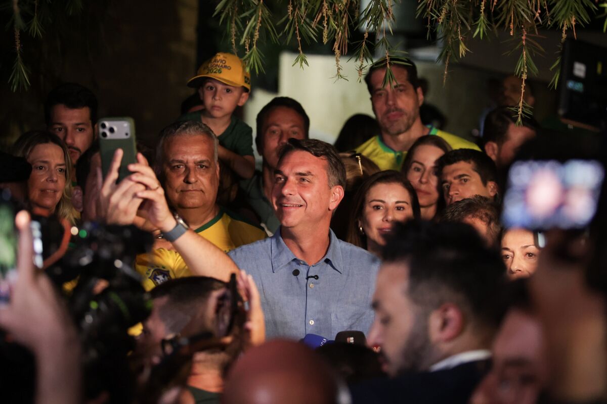 Cosan Rethinks Asset Sales After Debt Cut, Bolsonaro-Led Rally