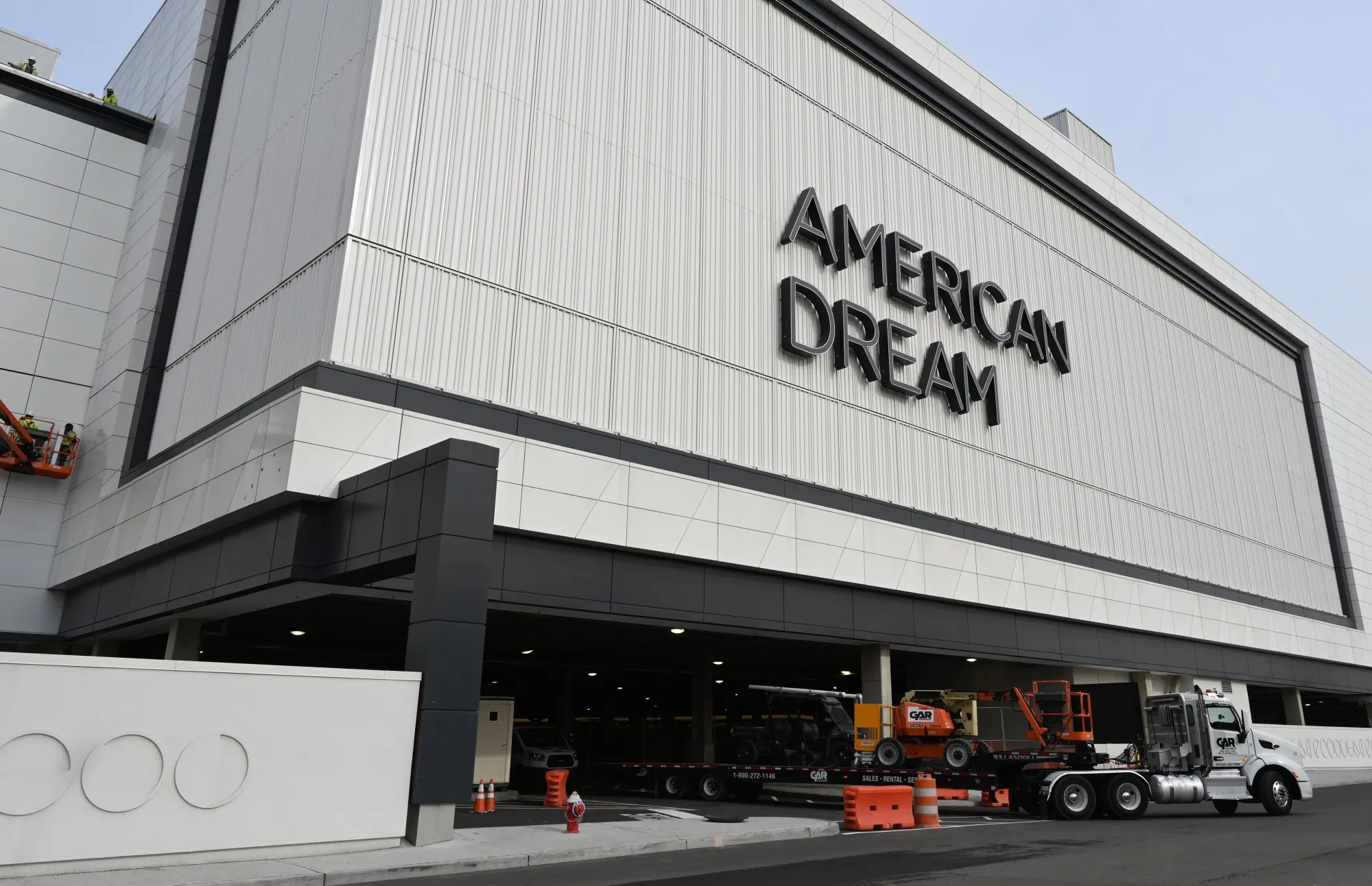 American Dream Mall in New Jersey Reopens After Bomb Threat - Bloomberg