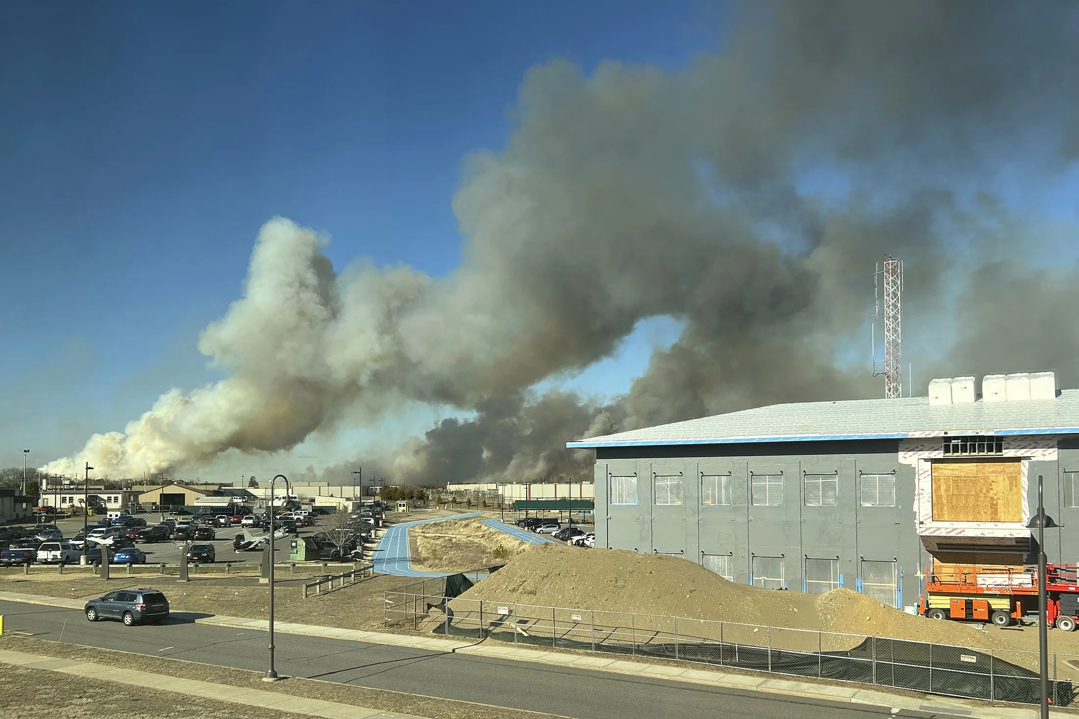 Smoke from the fires in the Pine Barrens off Sunrise Highway in New York’s Long Island, on March 8.