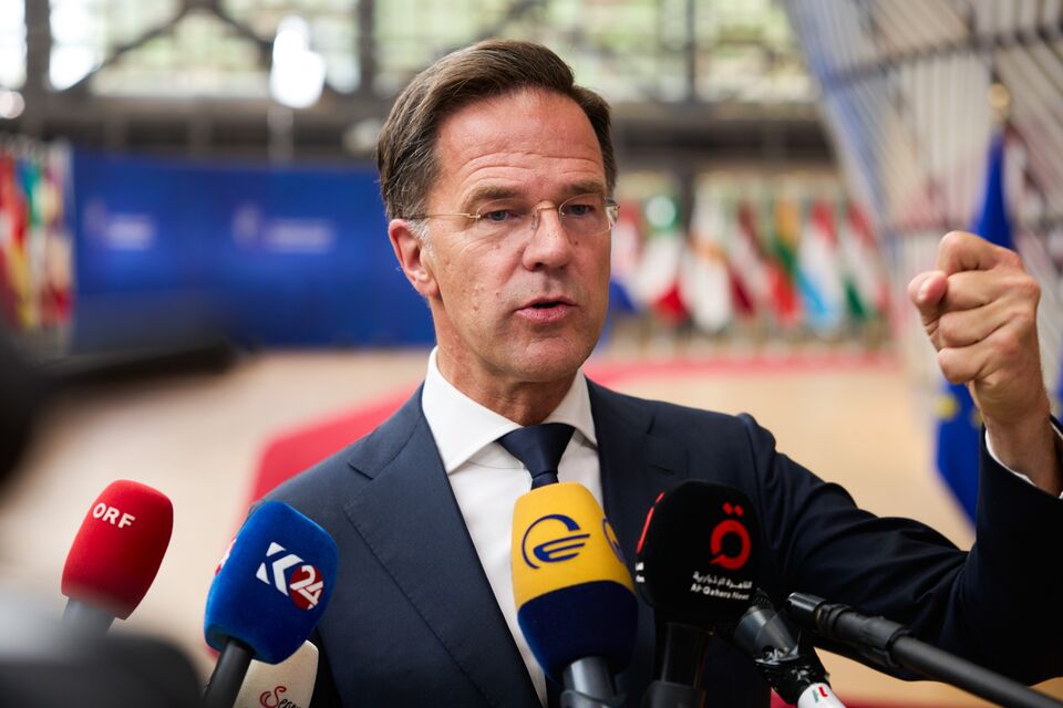 Dutch Cabinet Falls Abruptly After Disagreement on Asylum Policy ...