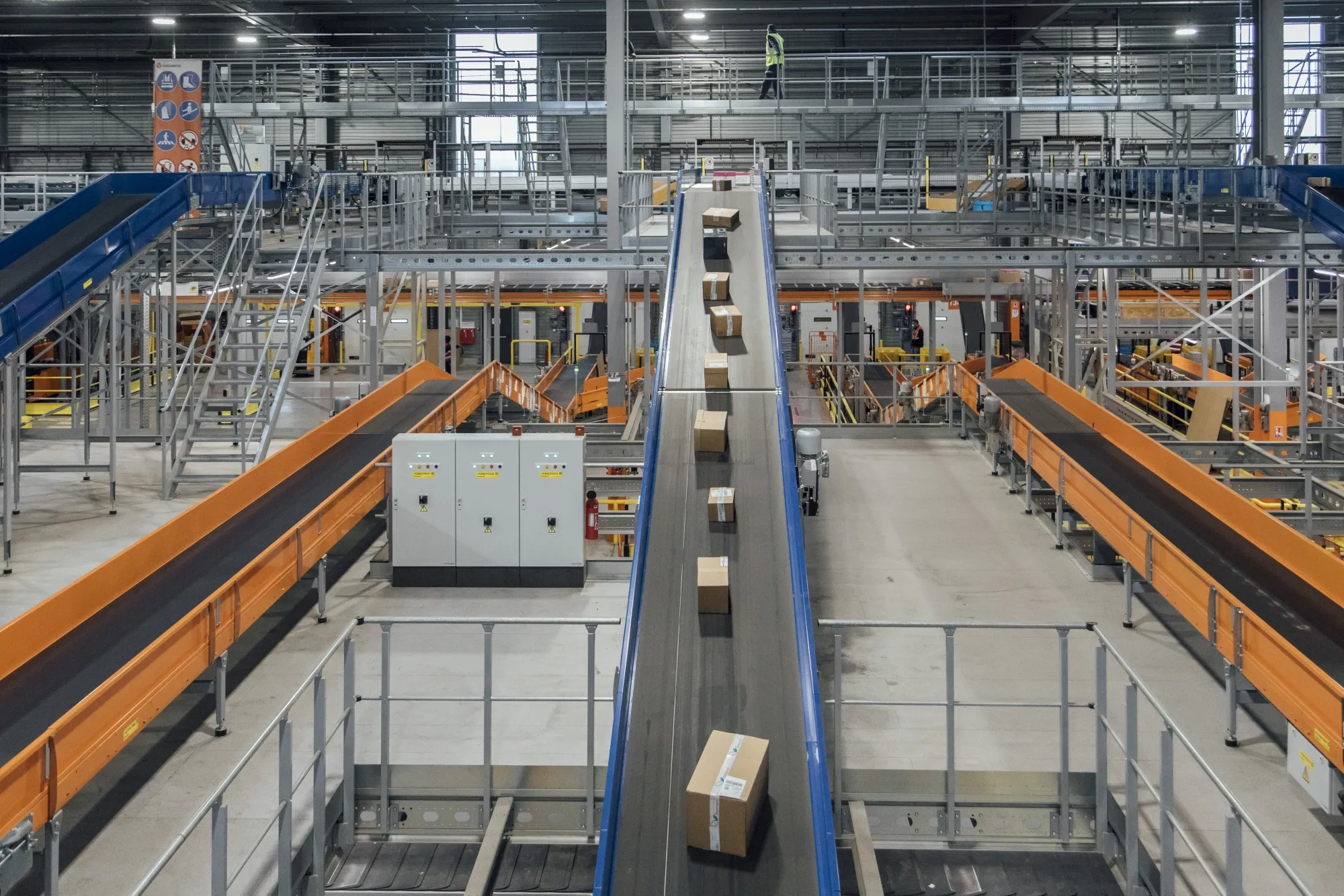 La Poste Latest: Cyberattack Hits French Postal Service, Delays Deliveries  - Bloomberg