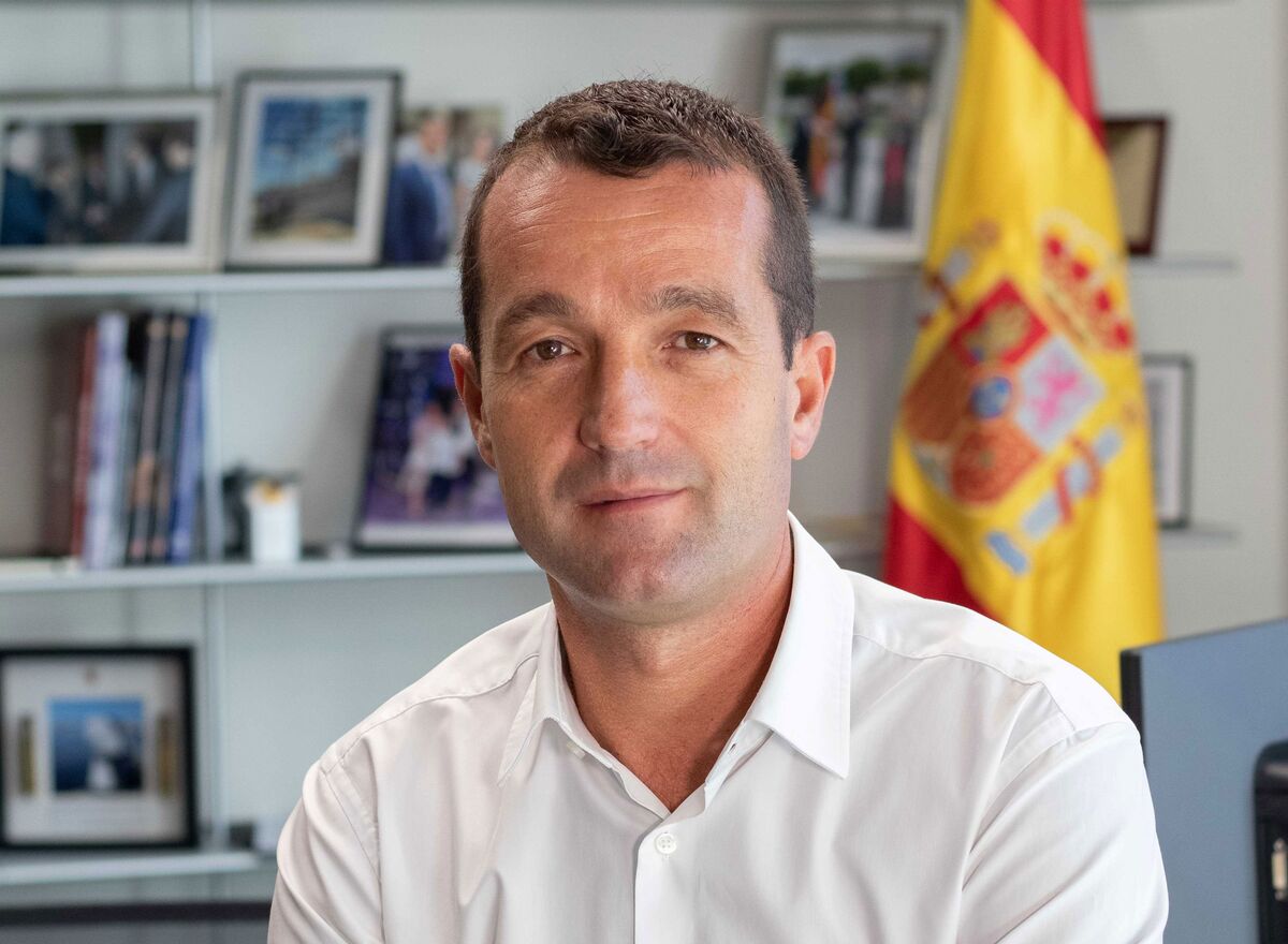 Tras salir de Indra, Ángel Escribano evalúa sacar EM&E a bolsa