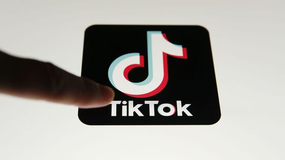 ByteDance Chief Reconsiders TikTok Options After New China Rules