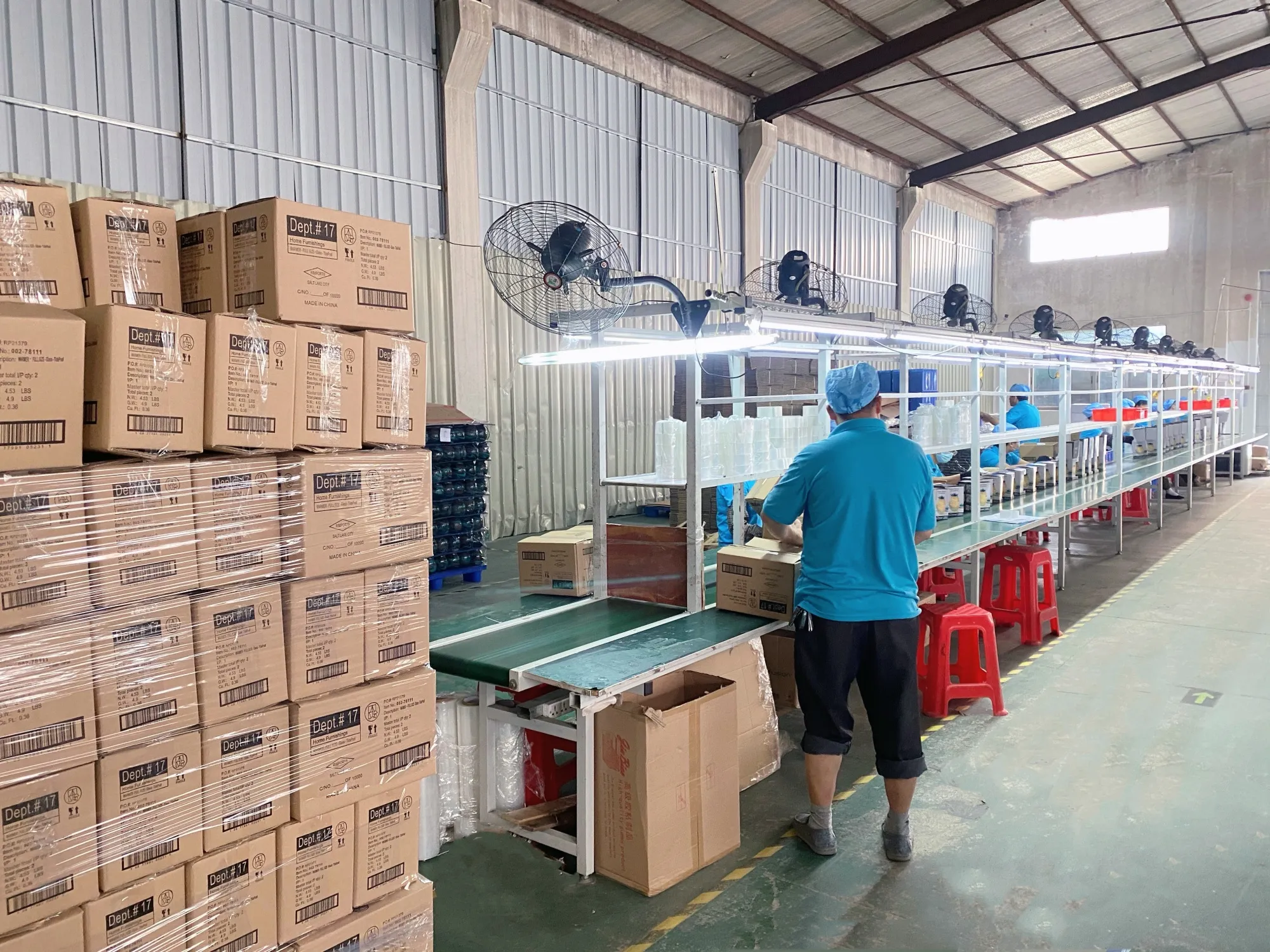 Huizhou Baizhan Glass Co. factory in Guangdong.