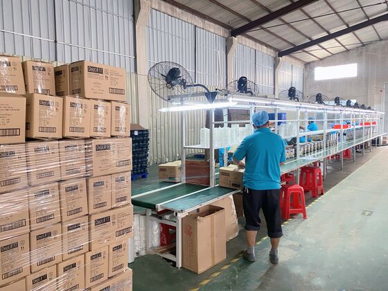World Faces Longer Supply Shortage as China’s Factories Squeezed