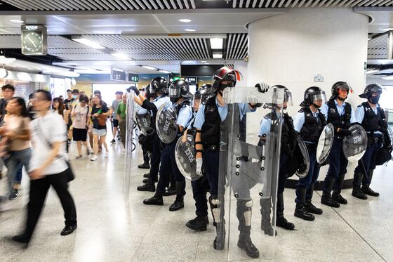 Central Hong Kong Hit With Violence After Lam’s Big Concession