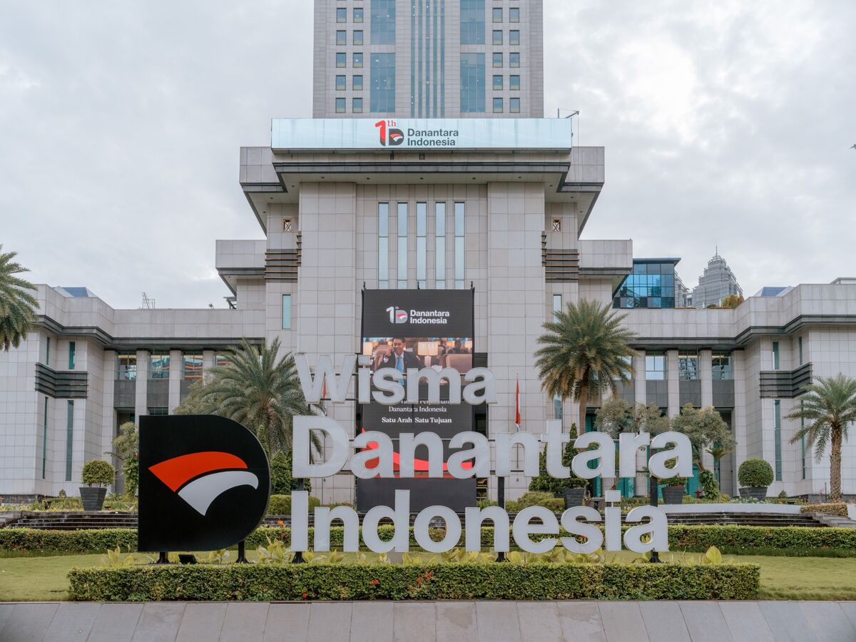 Danantara Hires Banks for Planned Second Dollar Bond Sale