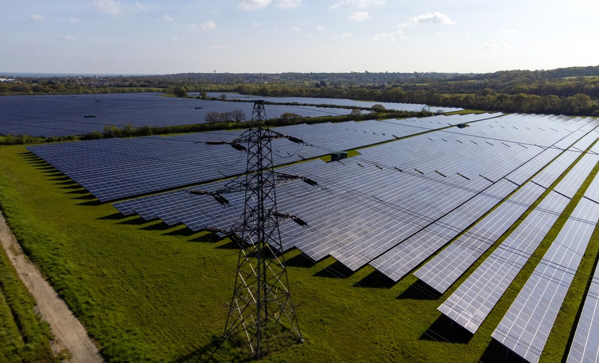 UK Produces Record Amount of Solar Power as Capacity Grows - Bloomberg