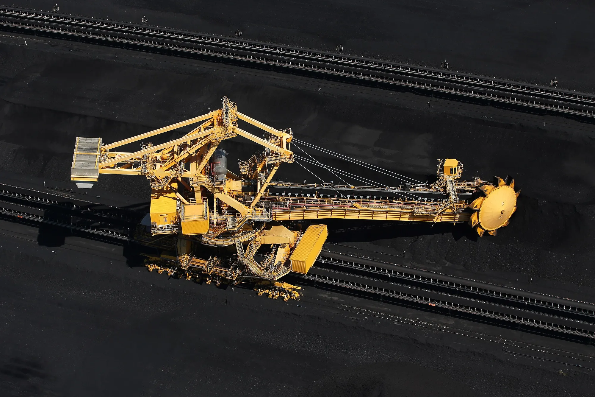 Glencore Plans New Buyback as Trading Profit Disappoints (1)