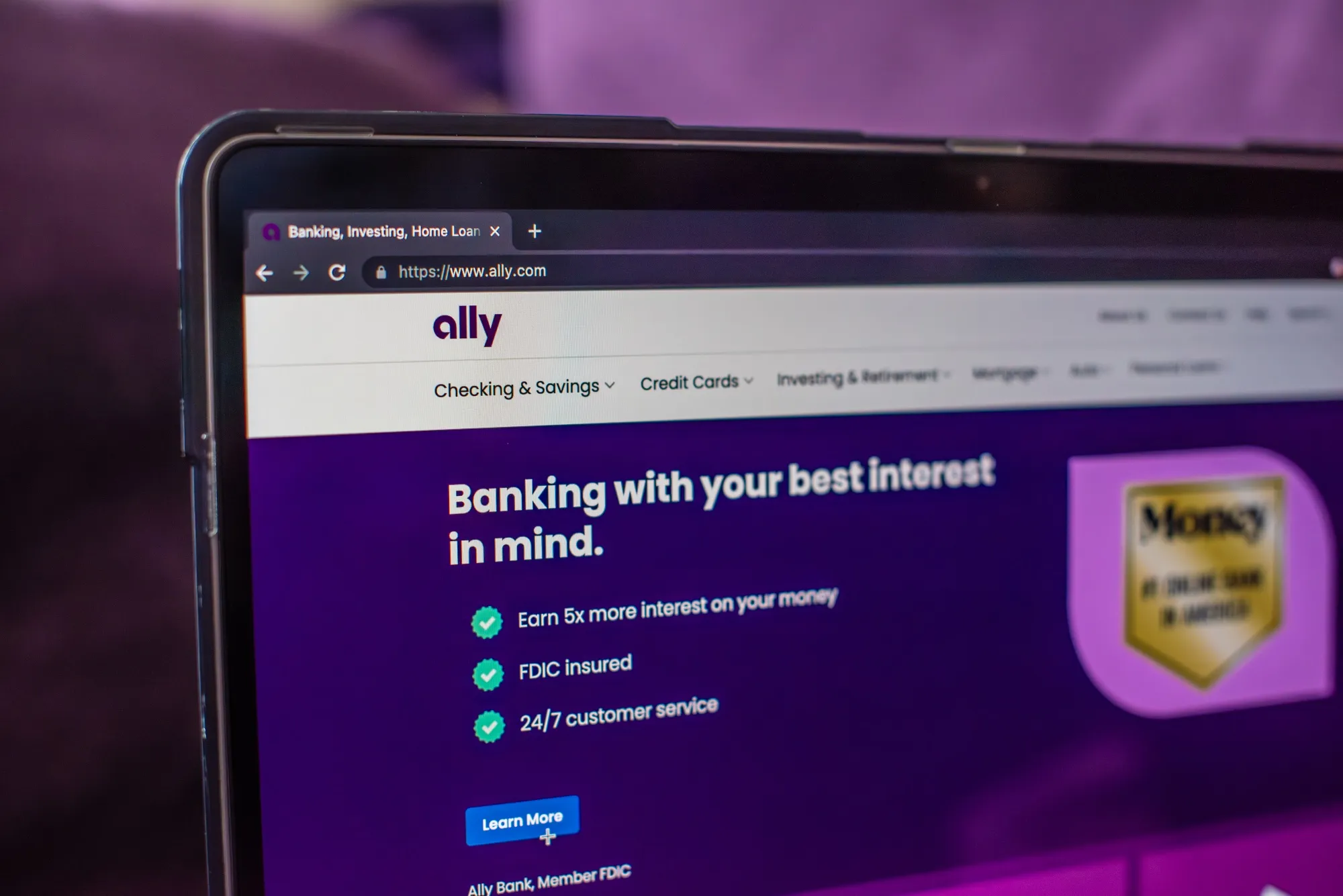 The Ally Financial website.
