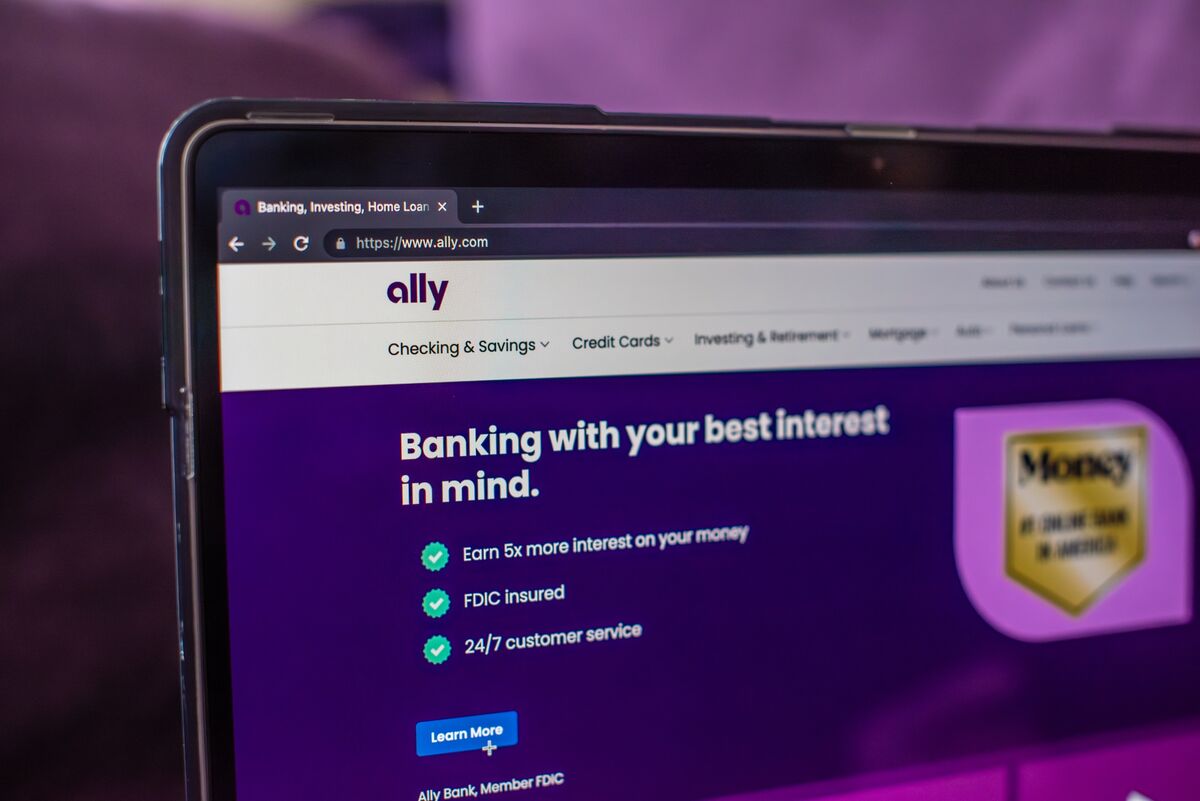 bloomberg.com - Paige Smith - Ally Earnings Top Estimates With Auto-Loan Demand Staying Strong