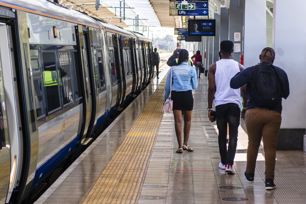South Africa Unemployment Rate Rises to 33.2% in Q2 2025