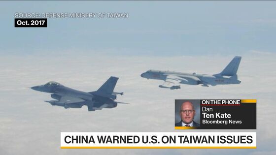 China Sends 28 Planes Near Taiwan in Year’s Largest Exercise