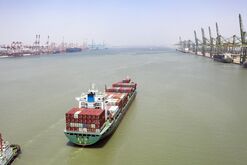 Operations at Tianjin Port
