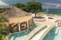 relates to Love It or Hate It, the Swim-Up Bar Isn’t Going Anywhere