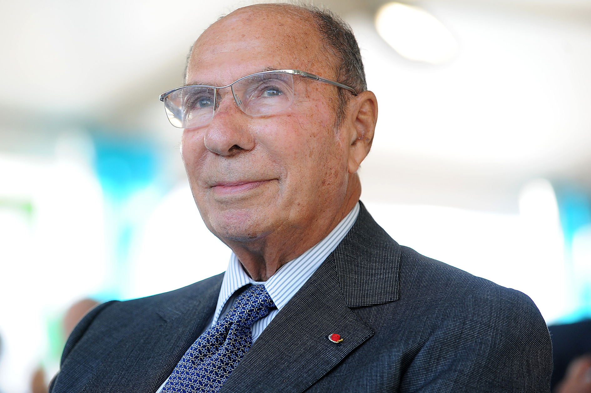 Serge Dassault Patriarch Of Aircraft Empire Dies At 93 Bloomberg