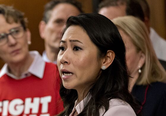Moderate Democrats Want Vaccine Funds Before Biden Stimulus