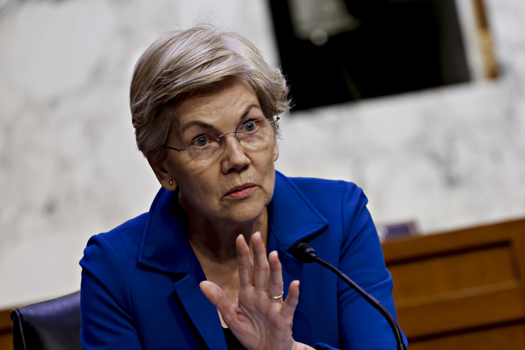 Crypto Guidance Banks Rely on Targeted by Democrat Elizabeth Warren ...