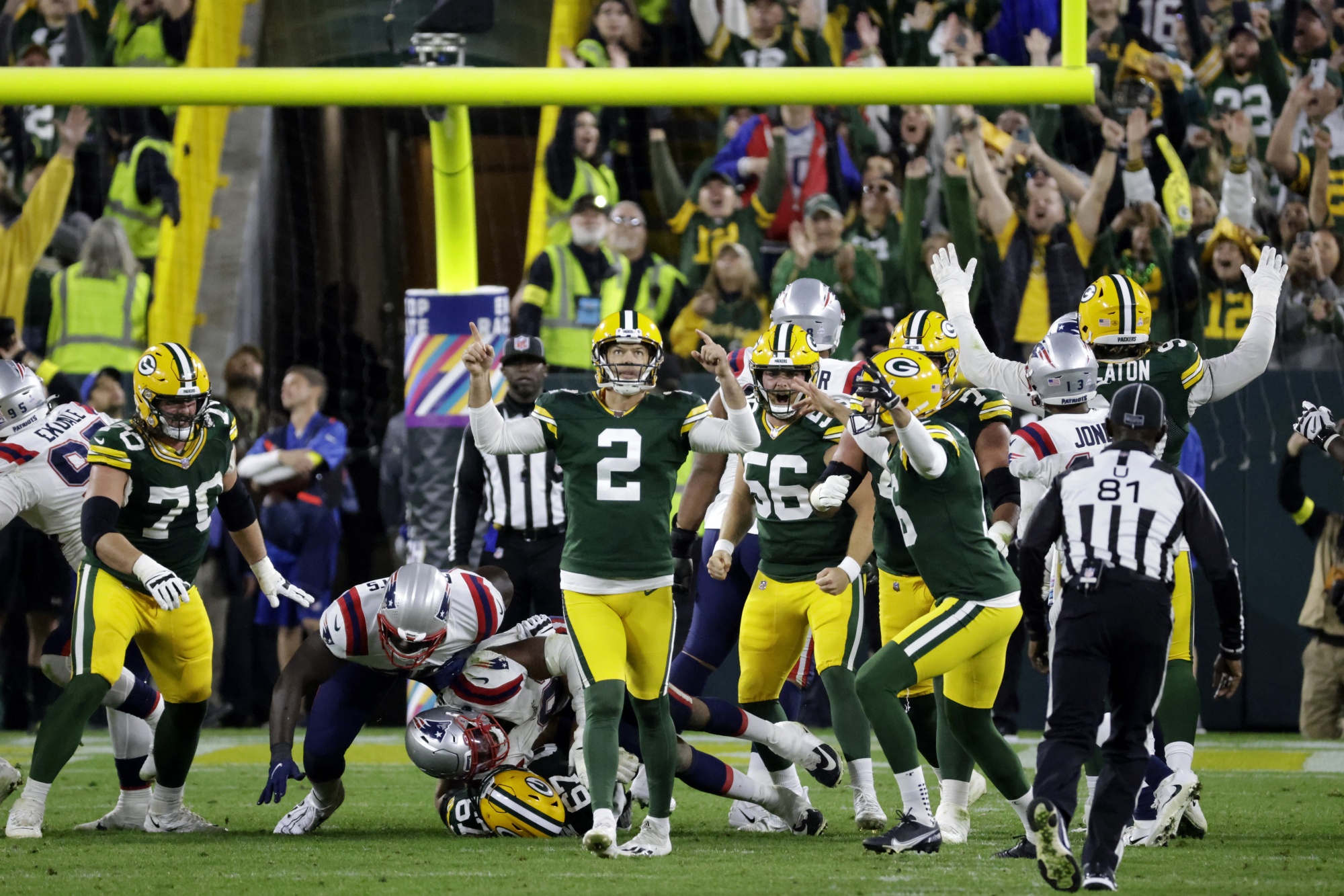 Green Bay Packers claim narrow win over the New England Patriots