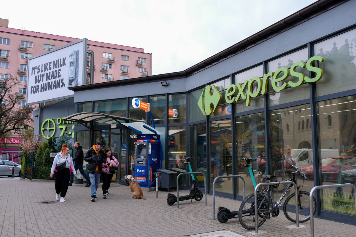 A Punchy €50 Billion Sales Goal Gets J. Martins Mulling Over M&amp;A