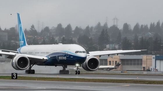 Boeing 777 Engine Blast Spurs Grounding of Some Older Jets