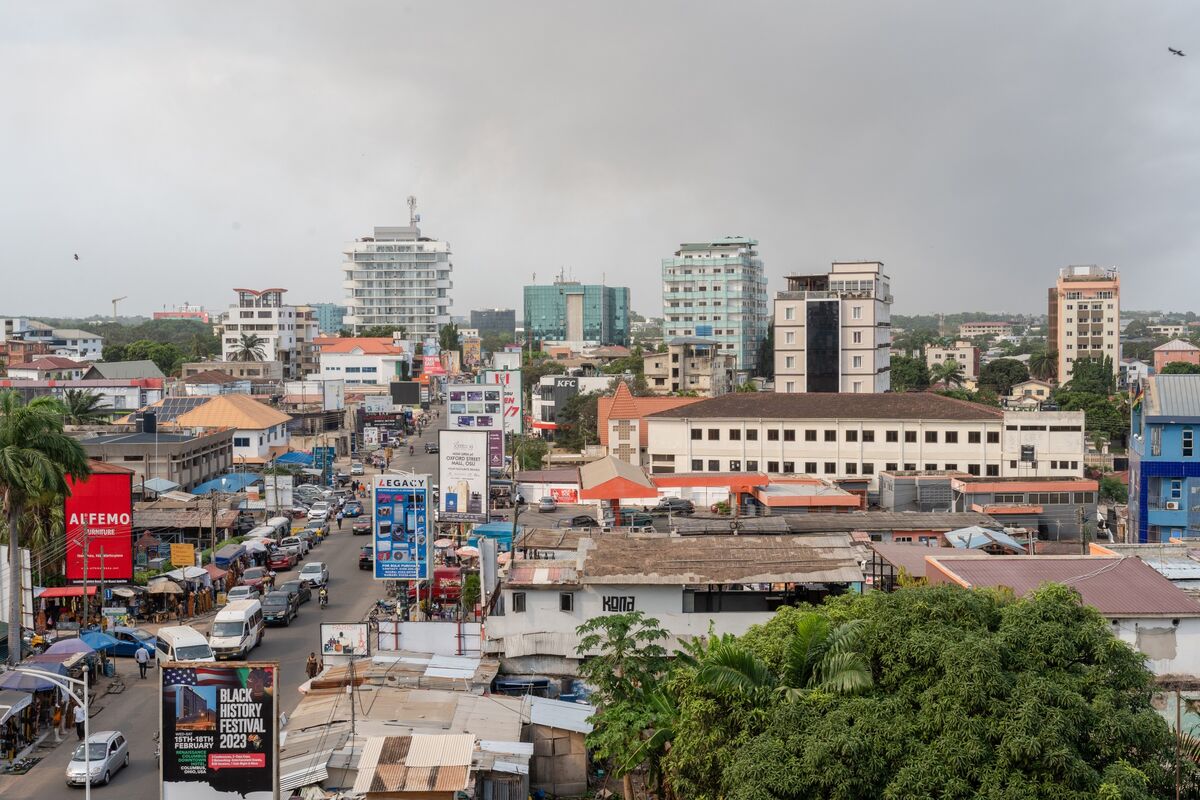 bloomberg.com - Moses Mozart Dzawu - Ghana's World-Leading Stock Rally Fuels Prospect of Bank IPOs