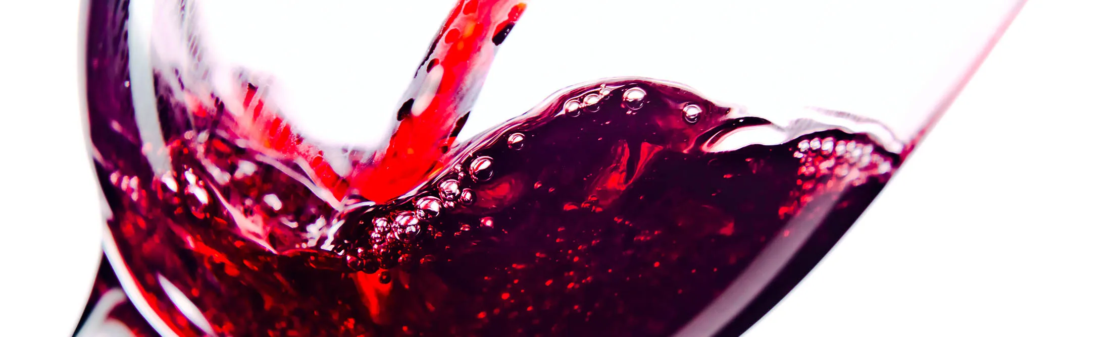 1502993739_lede-15-pinot-noir