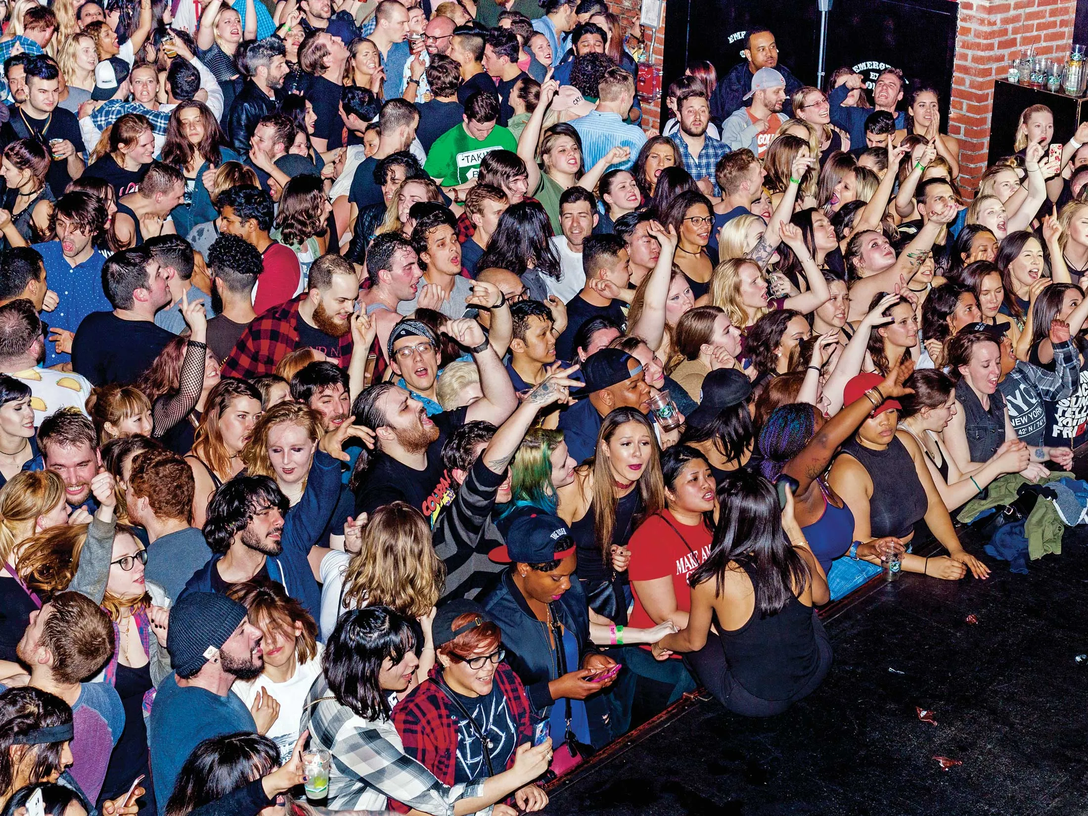 1489505610_etc_emo13-1