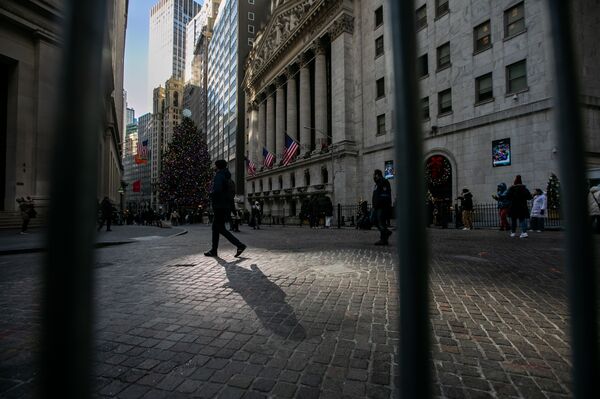 Investors Are Rushing to Cash at Record Pace in First Week,BofA Says