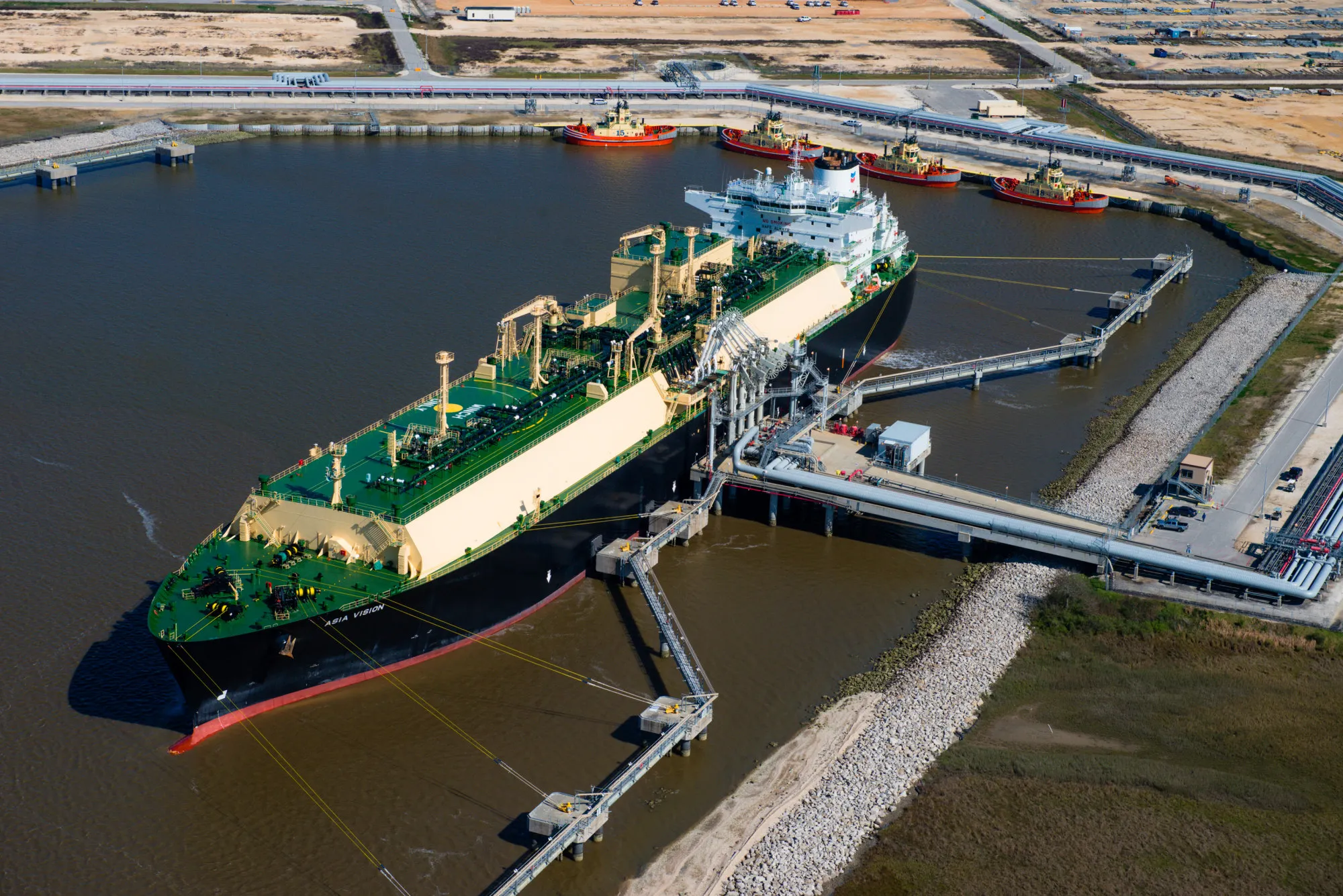 An LNG carrier ship docked at the Cheniere Energy Inc. terminal in Sabine Pass, Texas in 2016.&nbsp;