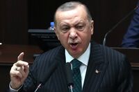 Erdogan Ousts Central-Bank Head, Installs Interest-Rate Ally
