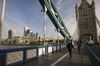 London Loses Allure for Jobseekers as Covid Hits City Businesses